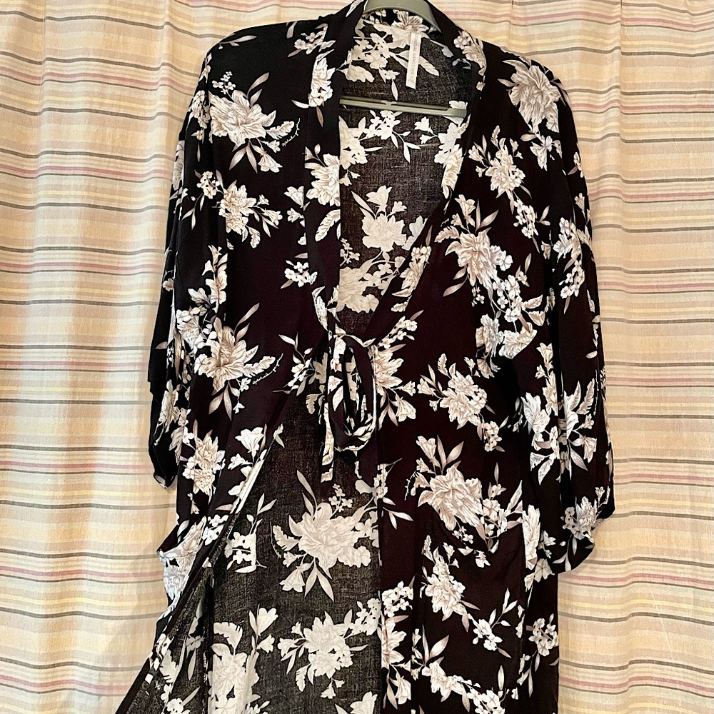 Linen Robe Tie front with pockets